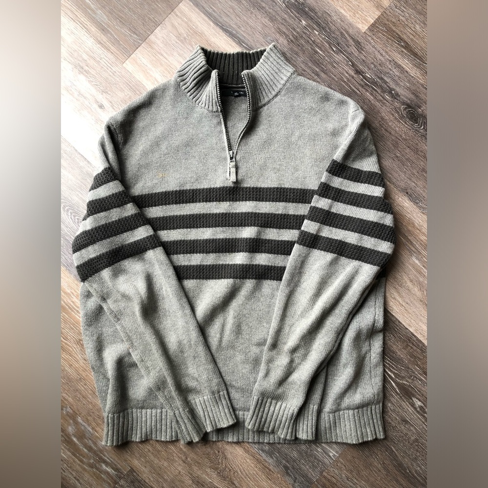 Tahari Men's Gray and Black Striped Zip-Up Sweater Size Xl